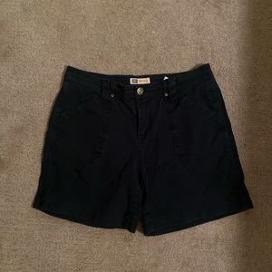 black cargo shorts